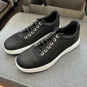 timberland sneakers (size 10 mens USA) (new)